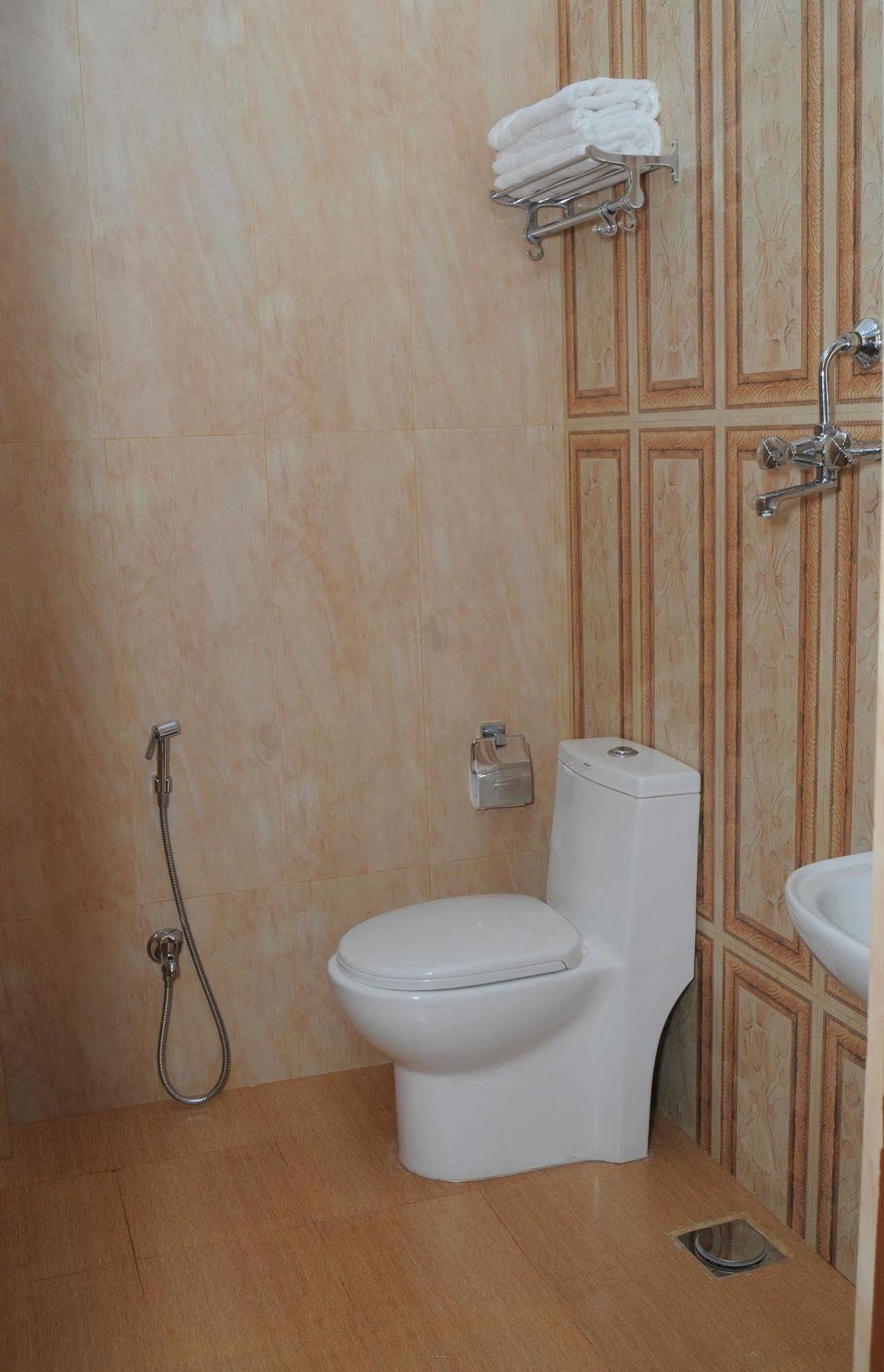 Hotel Bagmati Катманду Екстериор снимка